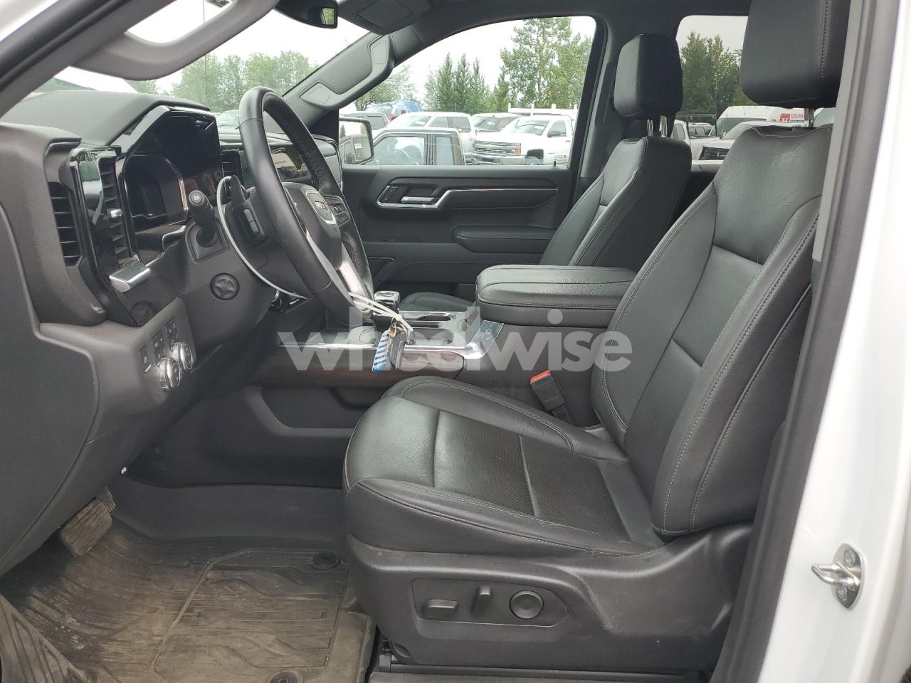 Photo 7 of 2024 GMC SIERRA K1500 SLT (VIN 3GTUUDE86RG121443)