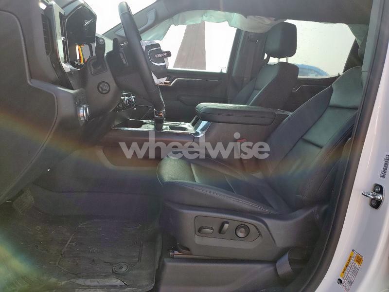 Photo 10 of 2024 GMC SIERRA K1500 SLT (VIN 3GTUUDE88RG266953)
