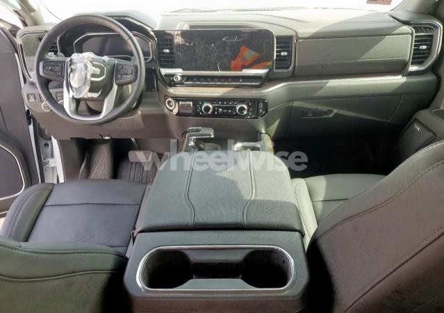 Photo 8 of 2024 GMC SIERRA K1500 SLT (VIN 3GTUUDE88RG266953)