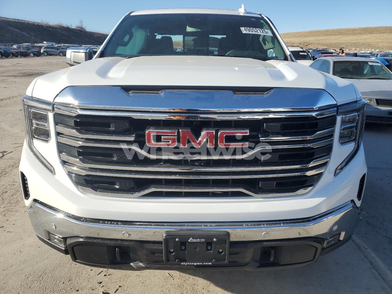 Photo 5 of 2024 GMC SIERRA K1500 SLT (VIN 3GTUUDED1RG350691)