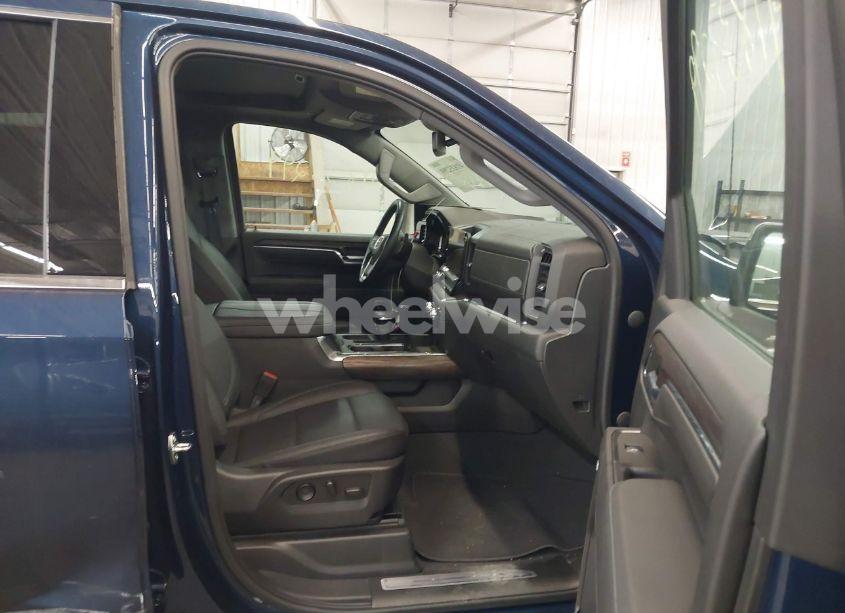 Photo 5 of 2023 Gmc Sierra 1500 4WD SHORT BOX SLT (VIN 3GTUUDED6PG116012)