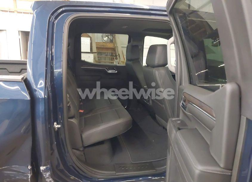 Photo 8 of 2023 Gmc Sierra 1500 4WD SHORT BOX SLT (VIN 3GTUUDED6PG116012)