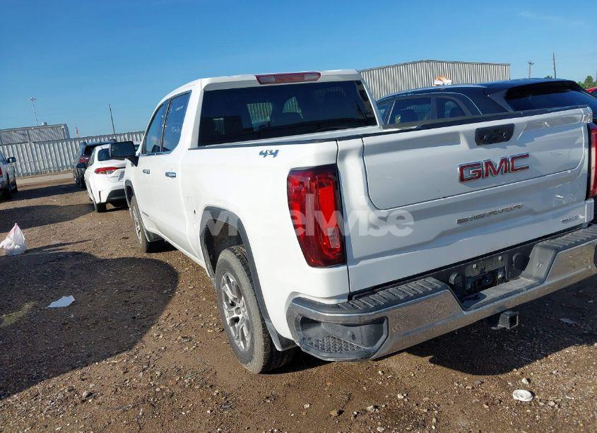 Photo 3 of 2024 Gmc Sierra 1500 4WD SHORT BOX SLT (VIN 3GTUUDEDXRG148044)