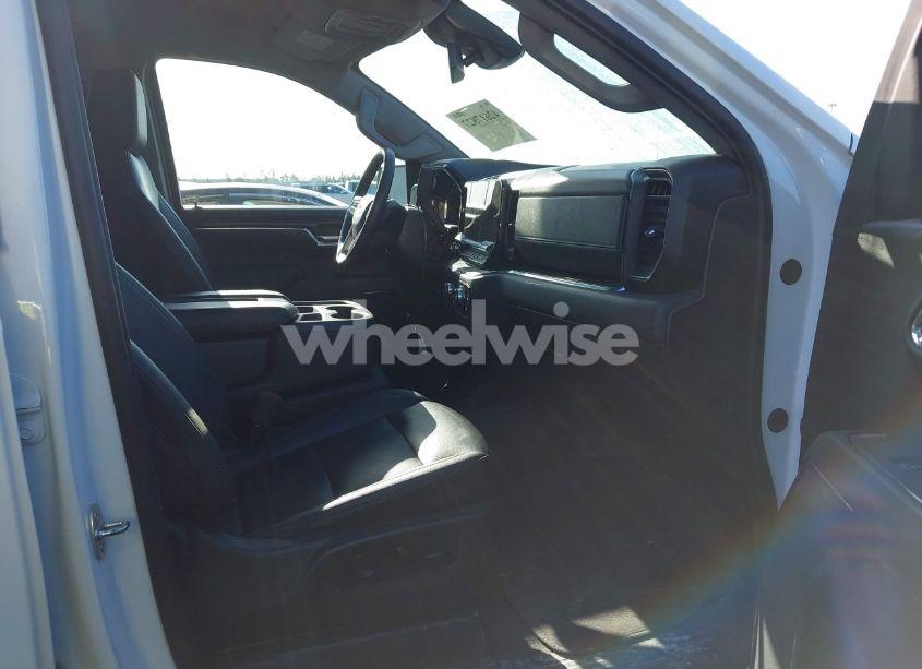 Photo 5 of 2024 Gmc Sierra 1500 4WD SHORT BOX SLT (VIN 3GTUUDEDXRG148044)