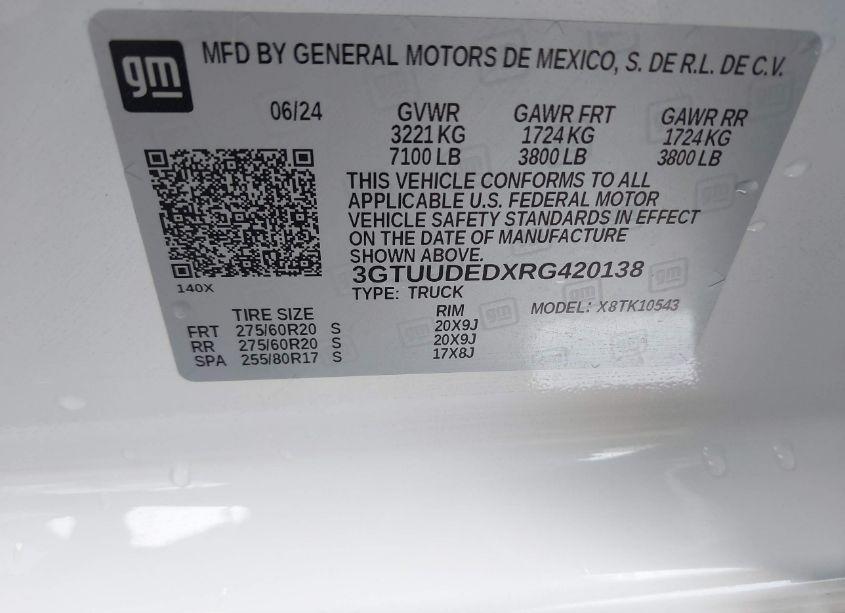 Photo 9 of 2024 Gmc Sierra 1500 4WD SHORT BOX SLT (VIN 3GTUUDEDXRG420138)