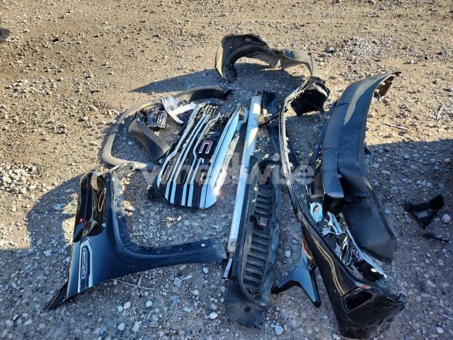 Photo 4 of 2023 GMC SIERRA K1500 SLT (VIN 3GTUUDELXPG183557)