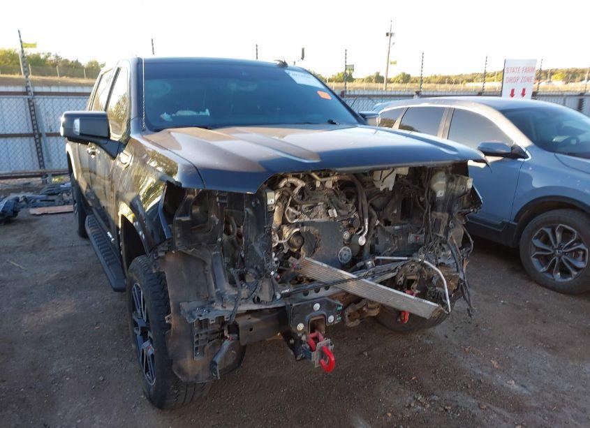 Photo 13 of 2024 Gmc Sierra 1500 4WD SHORT BOX AT4 (VIN 3GTUUEE81RG103003)