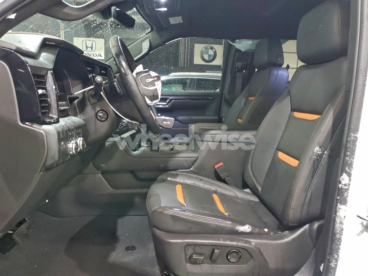 Photo 7 of 2025 GMC SIERRA K1500 AT4 (VIN 3GTUUEE8XSG238308)