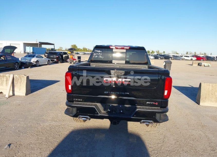 Photo 16 of 2024 Gmc Sierra 1500 4WD SHORT BOX AT4 (VIN 3GTUUEEL8RG445150)