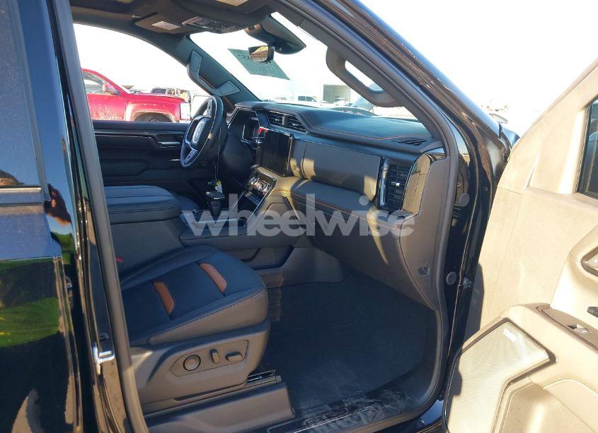Photo 5 of 2024 Gmc Sierra 1500 4WD SHORT BOX AT4 (VIN 3GTUUEEL8RG445150)