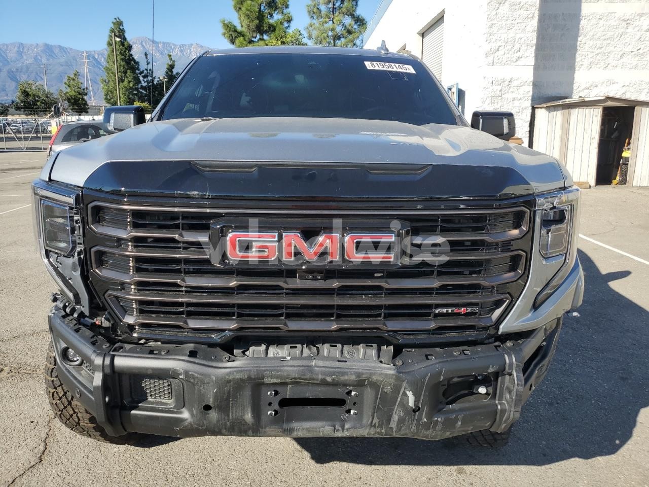 Photo 5 of 2025 GMC SIERRA K1500 AT4X (VIN 3GTUUFE82SG338439)