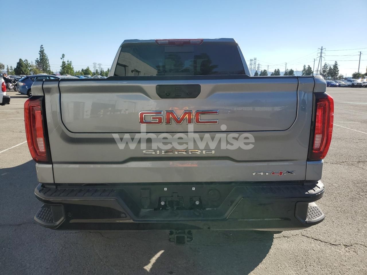 Photo 6 of 2025 GMC SIERRA K1500 AT4X (VIN 3GTUUFE82SG338439)