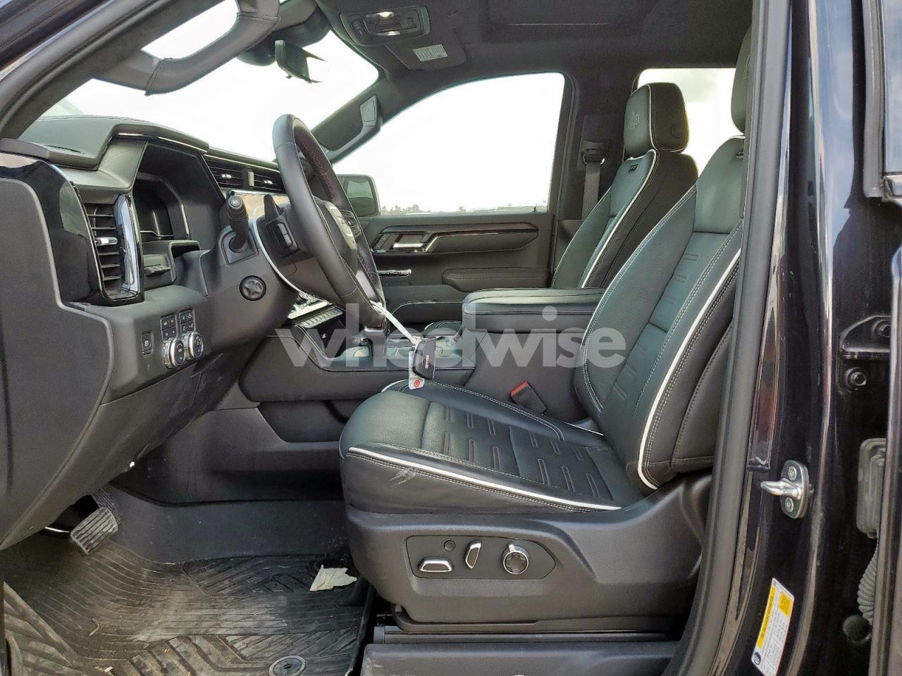 Photo 7 of 2024 GMC SIERRA K1500 AT4X (VIN 3GTUUFEL1RG110334)