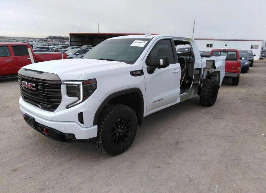 Photo 2 of 2022 Gmc Sierra 1500 4WD SHORT BOX AT4X (VIN 3GTUUFEL3NG668082)
