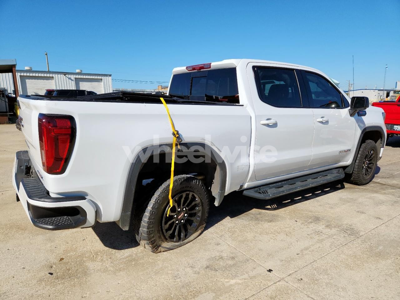 Photo 3 of 2023 GMC SIERRA K1500 AT4X (VIN 3GTUUFEL9PG147631)