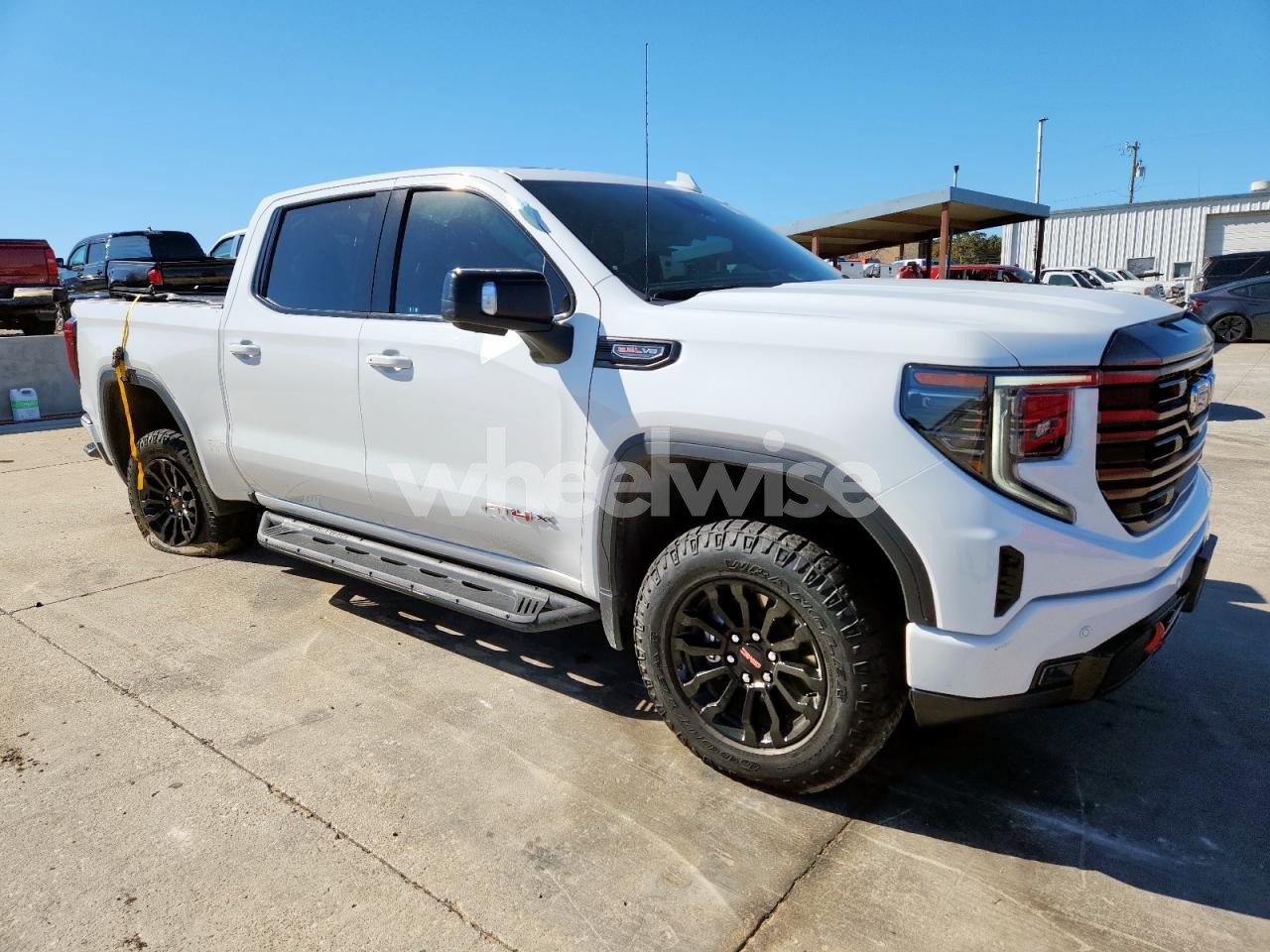 Photo 4 of 2023 GMC SIERRA K1500 AT4X (VIN 3GTUUFEL9PG147631)