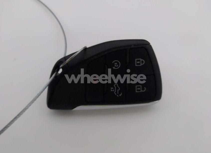 Photo 11 of 2023 Gmc Sierra 1500 4WD SHORT BOX AT4X (VIN 3GTUUFELXPG192237)