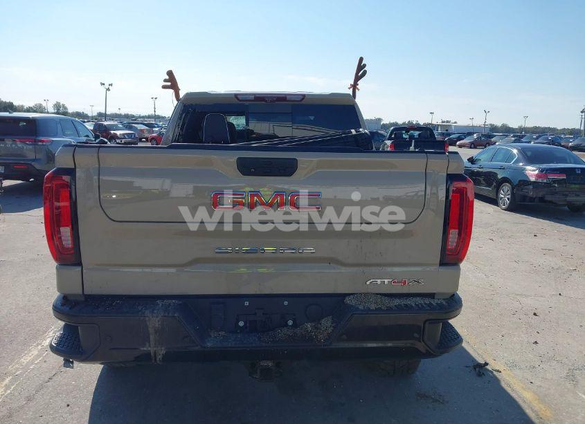 Photo 16 of 2023 Gmc Sierra 1500 4WD SHORT BOX AT4X (VIN 3GTUUFELXPG192237)