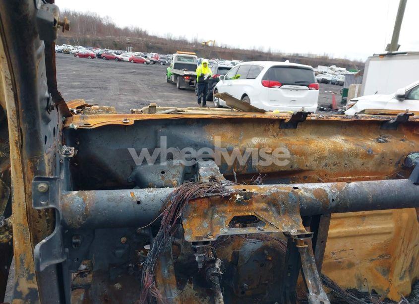 Photo 7 of 2023 Gmc Sierra 1500 4WD STANDARD BOX DENALI (VIN 3GTUUGE82PG290213)