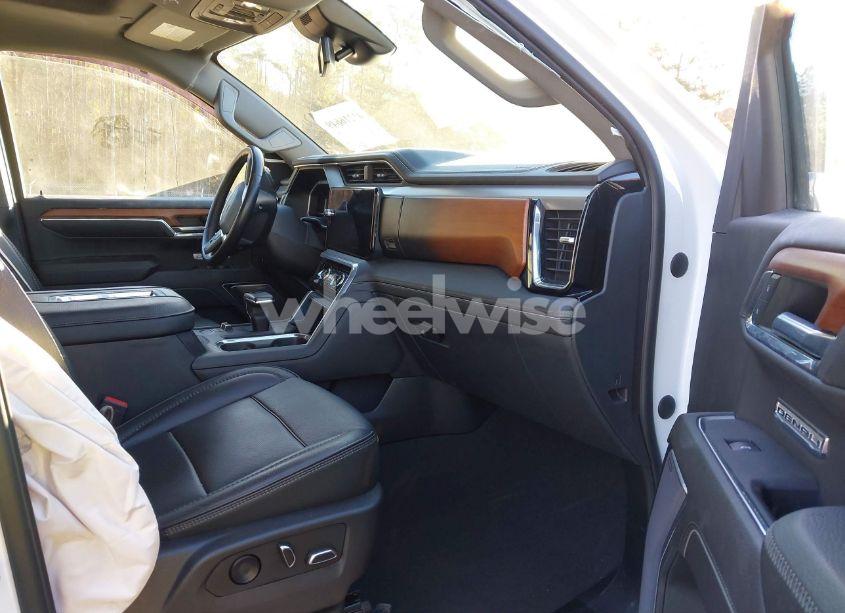 Photo 5 of 2022 Gmc Sierra 1500 4WD SHORT BOX DENALI (VIN 3GTUUGEL3NG657900)