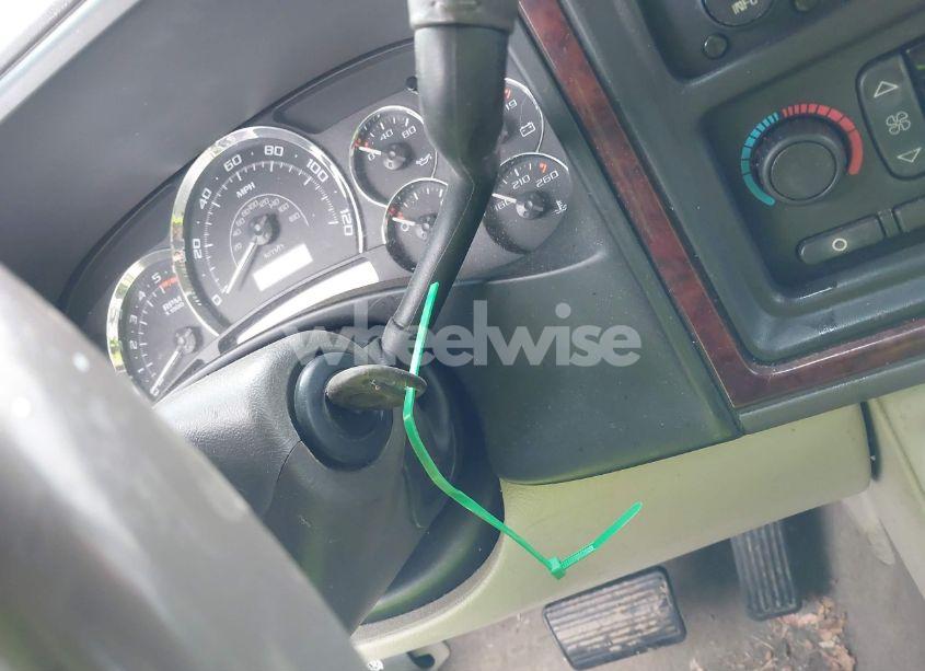 Photo 11 of 2005 Cadillac Escalade EXT STANDARD (VIN 3GYEK62N05G165796)