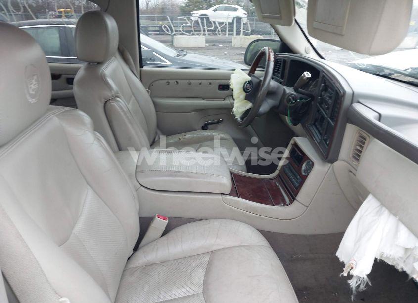 Photo 5 of 2005 Cadillac Escalade EXT STANDARD (VIN 3GYEK62N05G165796)