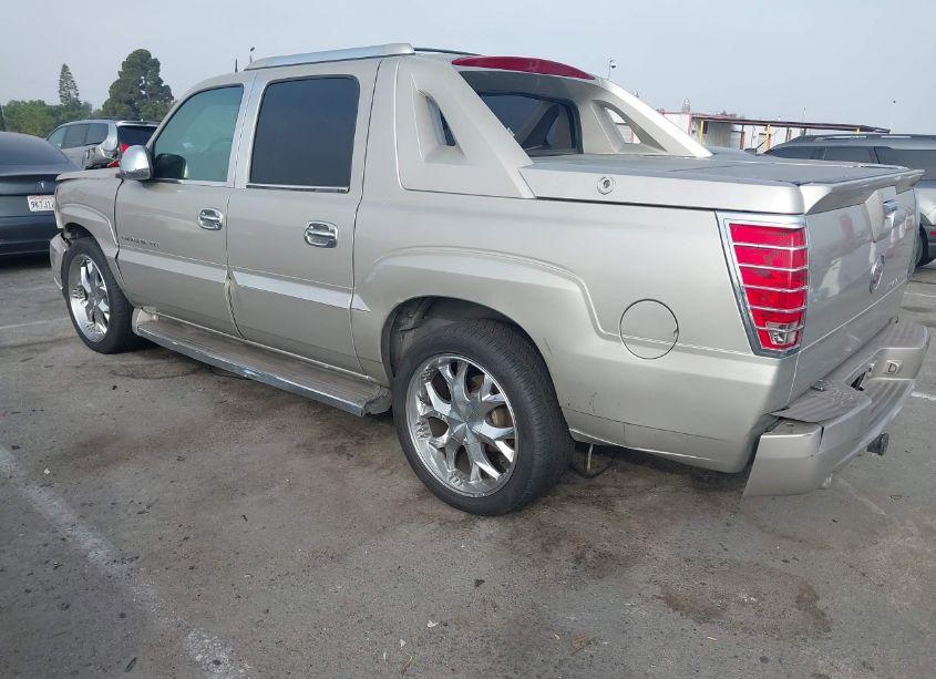 Photo 3 of 2005 Cadillac Escalade EXT STANDARD (VIN 3GYEK62N45G163209)