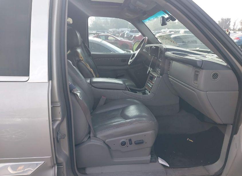 Photo 5 of 2005 Cadillac Escalade EXT STANDARD (VIN 3GYEK62N45G163209)
