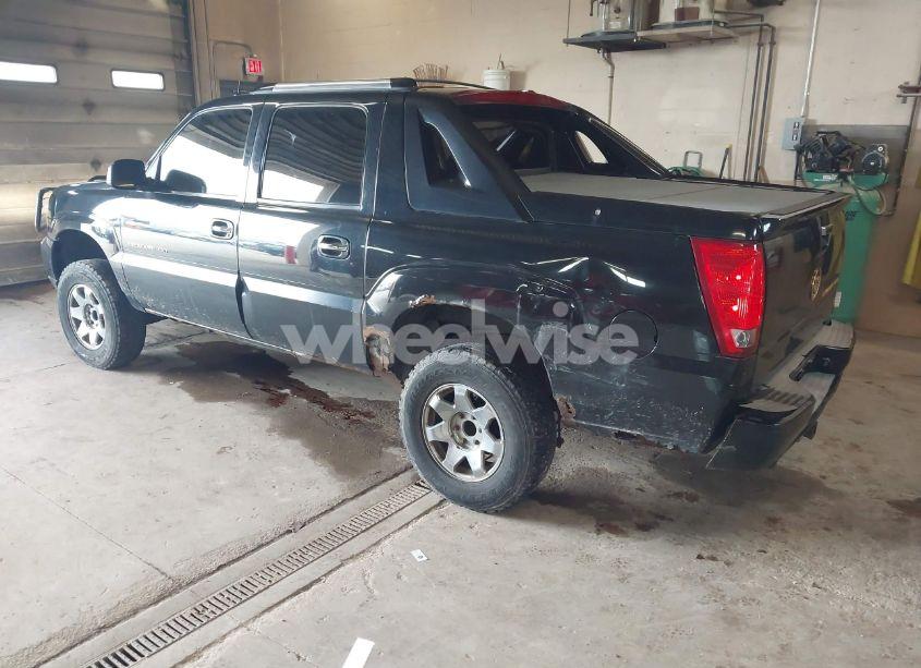 Photo 3 of 2005 Cadillac Escalade EXT STANDARD (VIN 3GYEK62N55G153966)