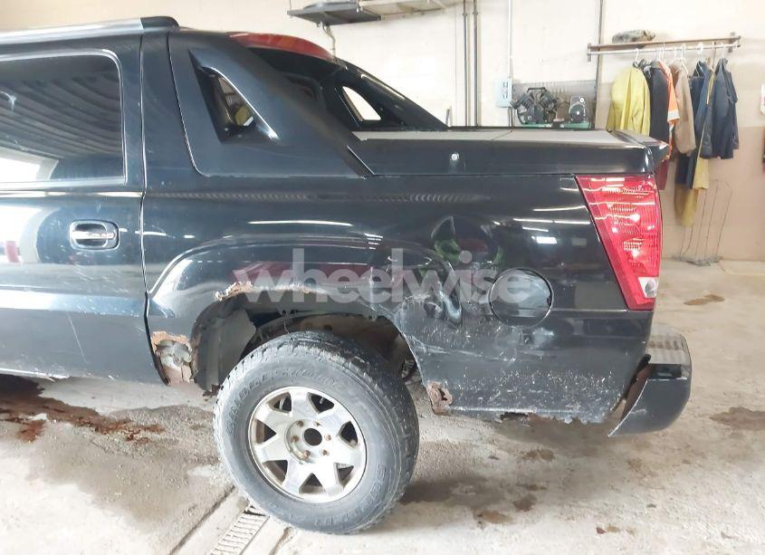 Photo 6 of 2005 Cadillac Escalade EXT STANDARD (VIN 3GYEK62N55G153966)