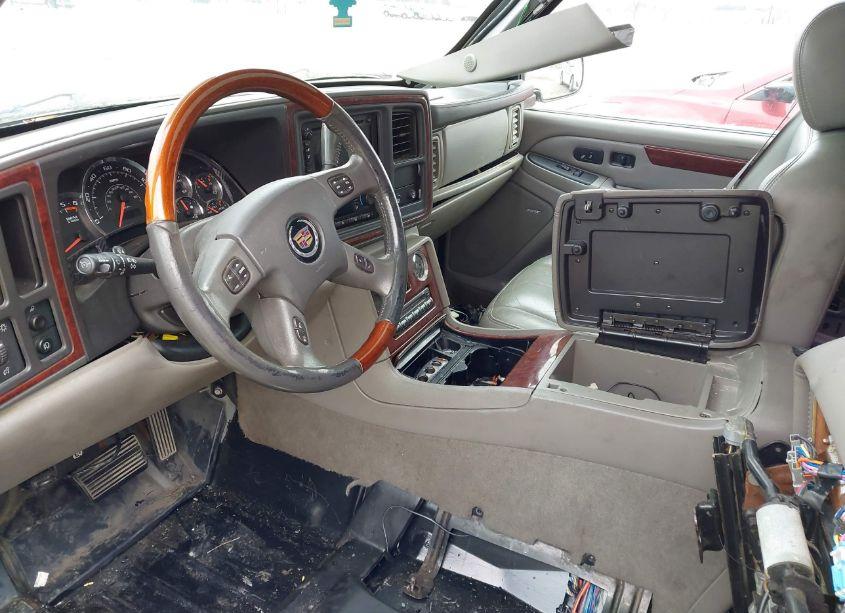 Photo 5 of 2005 Cadillac Escalade EXT STANDARD (VIN 3GYEK62N75G159073)