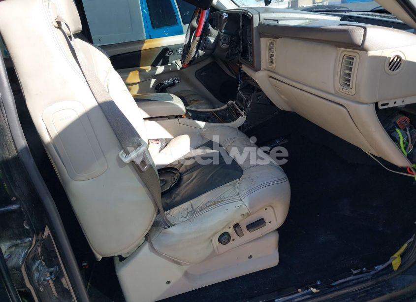 Photo 5 of 2002 Cadillac Escalade EXT STANDARD (VIN 3GYEK63NX2G201892)