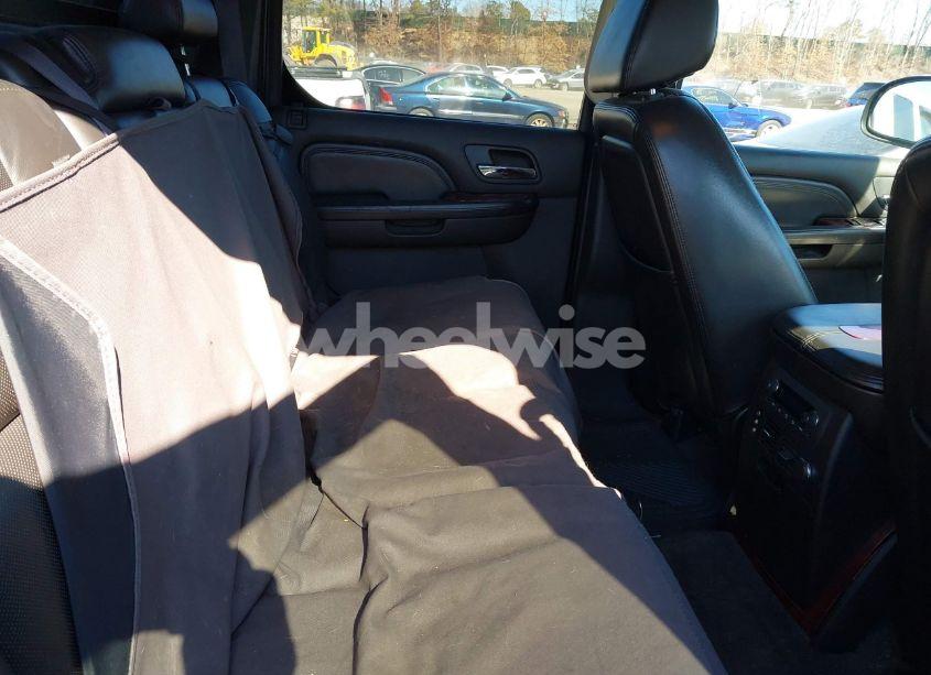 Photo 8 of 2009 Cadillac Escalade EXT STANDARD (VIN 3GYFK122X9G249899)