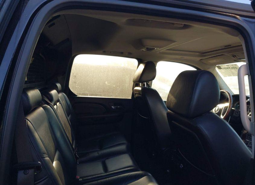 Photo 8 of 2009 Cadillac Escalade EXT STANDARD (VIN 3GYFK22279G102199)