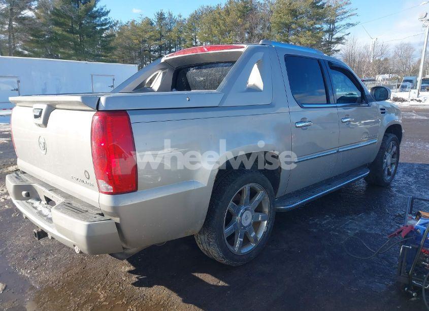 Photo 4 of 2008 Cadillac Escalade EXT STANDARD (VIN 3GYFK62808G225515)