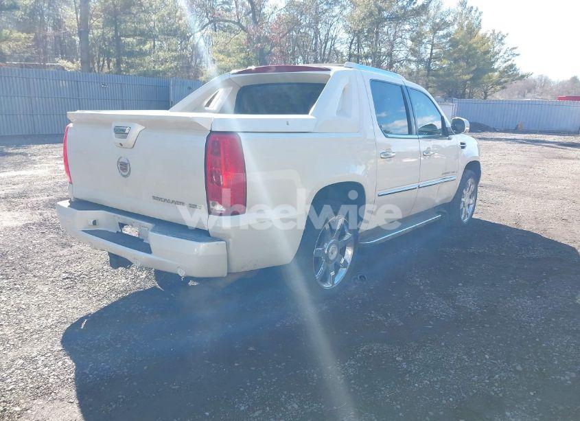Photo 4 of 2008 Cadillac Escalade EXT STANDARD (VIN 3GYFK62818G174266)