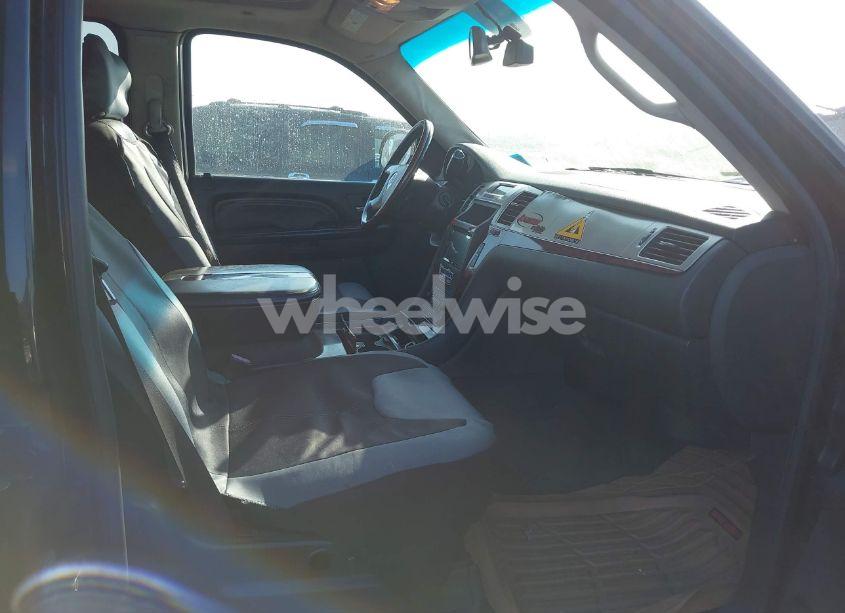 Photo 5 of 2007 Cadillac Escalade EXT STANDARD (VIN 3GYFK62837G217018)