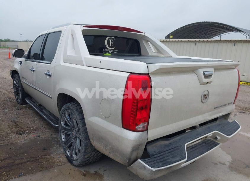 Photo 3 of 2007 Cadillac Escalade EXT STANDARD (VIN 3GYFK62857G154830)