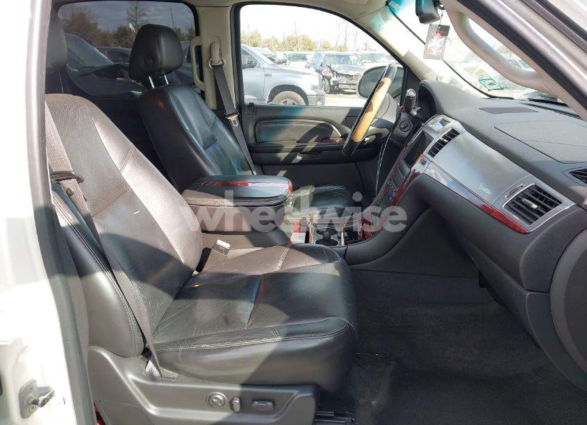 Photo 5 of 2007 Cadillac Escalade EXT STANDARD (VIN 3GYFK62887G213188)