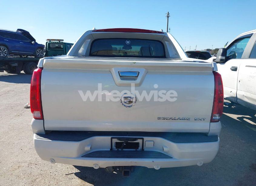 Photo 16 of 2007 Cadillac Escalade EXT STANDARD (VIN 3GYFK628X7G294047)
