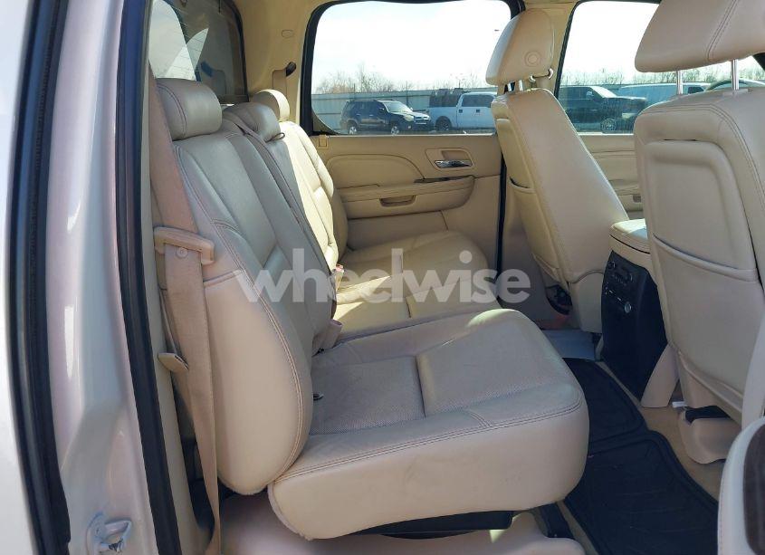 Photo 8 of 2007 Cadillac Escalade EXT STANDARD (VIN 3GYFK628X7G294047)