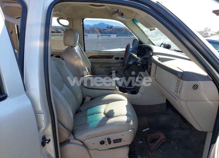 Photo 5 of 2003 Cadillac Escalade ESV STANDARD (VIN 3GYFK66N03G267563)