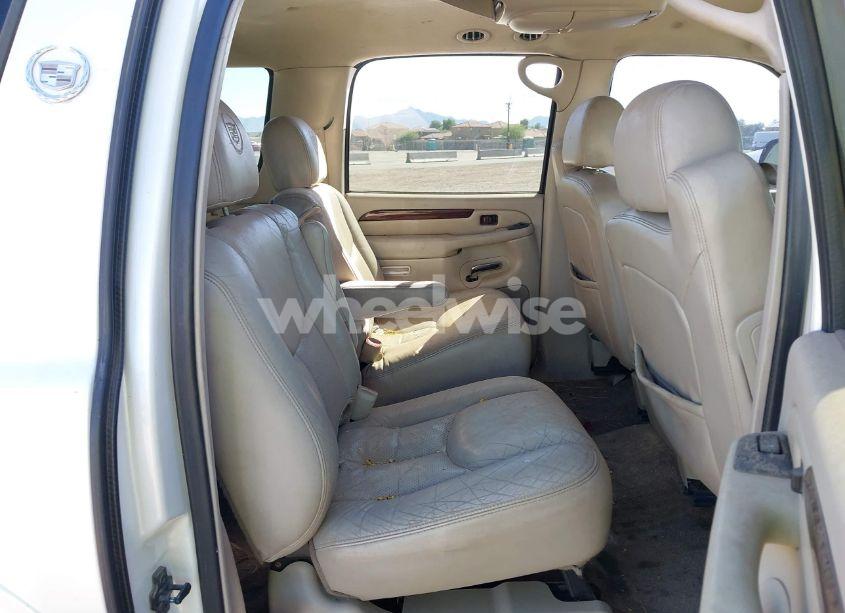 Photo 8 of 2003 Cadillac Escalade ESV STANDARD (VIN 3GYFK66N03G267563)