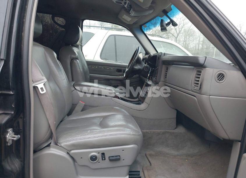 Photo 5 of 2005 Cadillac Escalade ESV STANDARD (VIN 3GYFK66N15G177423)