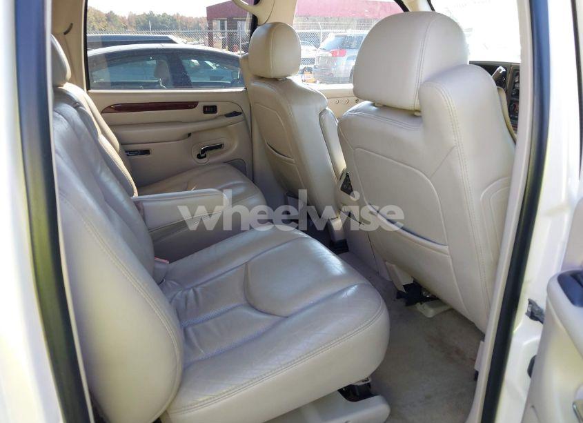 Photo 8 of 2006 Cadillac Escalade ESV STANDARD (VIN 3GYFK66N16G101931)