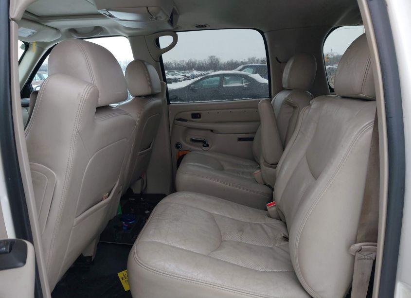 Photo 8 of 2006 Cadillac Escalade ESV STANDARD (VIN 3GYFK66N16G120592)