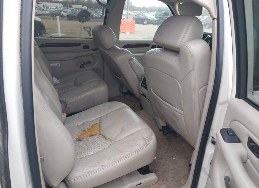 Photo 8 of 2003 Cadillac Escalade ESV STANDARD (VIN 3GYFK66N33G268500)