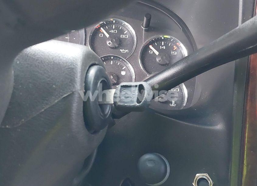 Photo 11 of 2005 Cadillac Escalade ESV STANDARD (VIN 3GYFK66N55G224467)