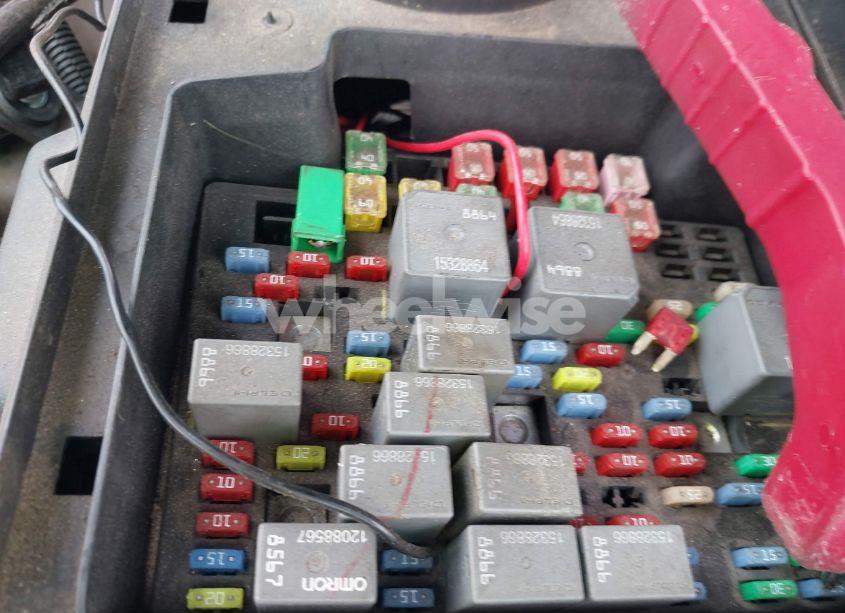 Photo 12 of 2005 Cadillac Escalade ESV STANDARD (VIN 3GYFK66N55G224467)