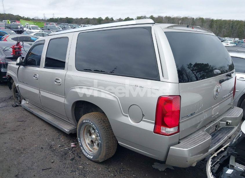Photo 3 of 2005 Cadillac Escalade ESV STANDARD (VIN 3GYFK66N55G224467)